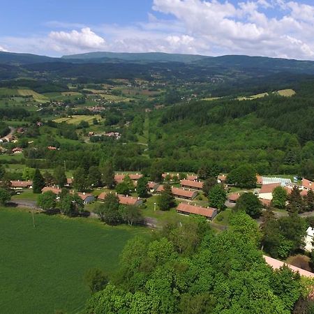 Vvf Villages « Les Monts Du Forez » Saint-Jean-La-Vetre Eksteriør bilde